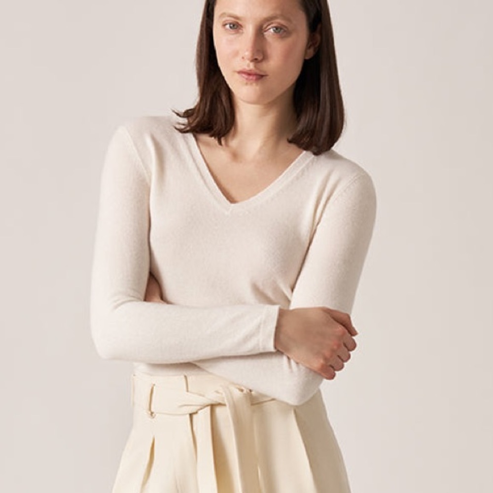 100% CASHMERE CLASSIC V-NECK small/XS